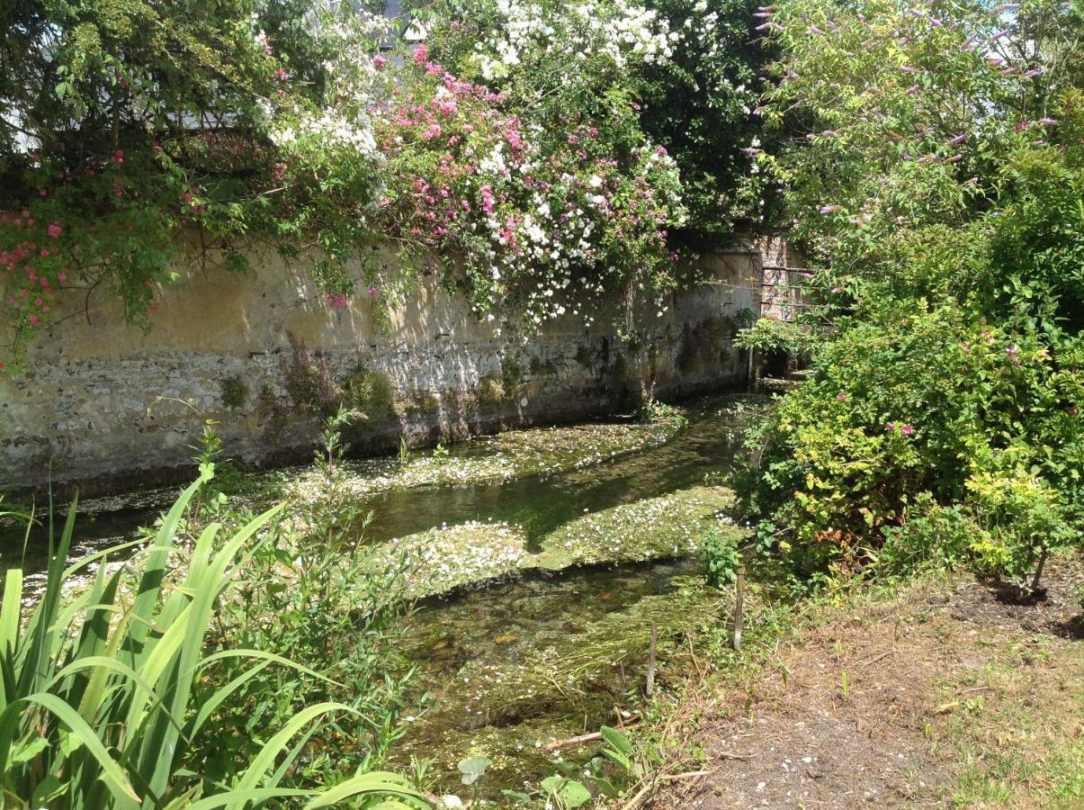 לינה וארוחת בוקר Berwick St James The Mill House מראה חיצוני תמונה